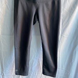 Pack Of 2 (Two) Athleta Sonar Capri Legging Size XS Blue Grey Yoga Workout, B01